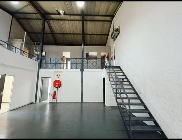 INDUSTRIAL PROPERTY TO RENT IN RANDJESPARK